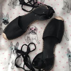 Black tie up sandals women’s size 10